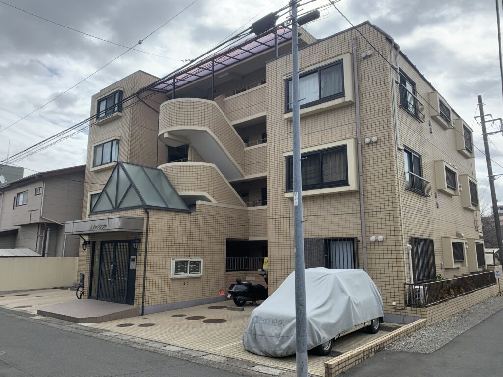 販売中　文京二丁目　4階建　満室稼働中　2DK×15室　利回り5.1％